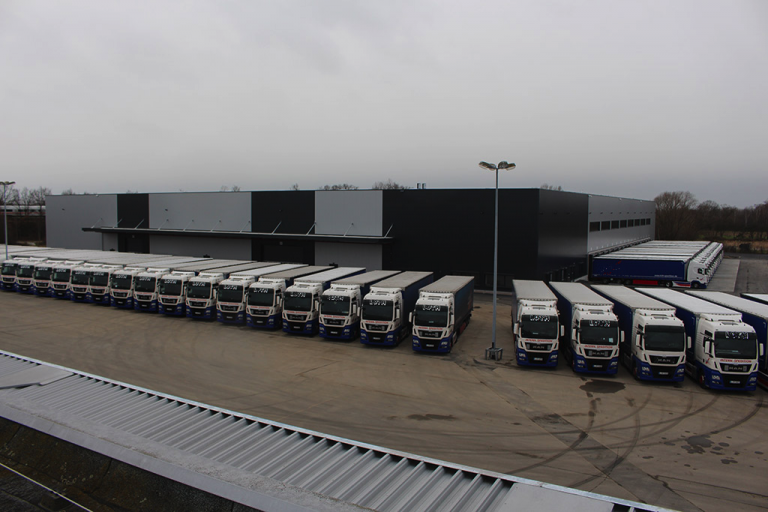 5 Conductores de Camión Lona CE para empleo en Leipzig, Alemania